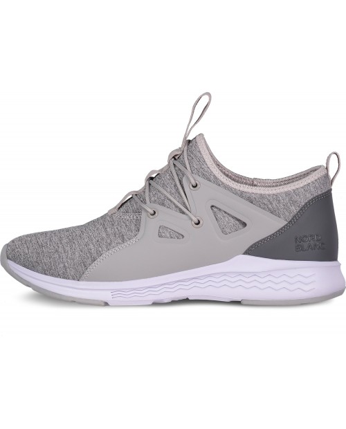 Sports shoes LACES