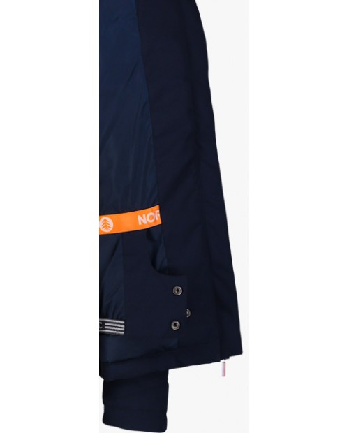 Womens winter jacket pucker